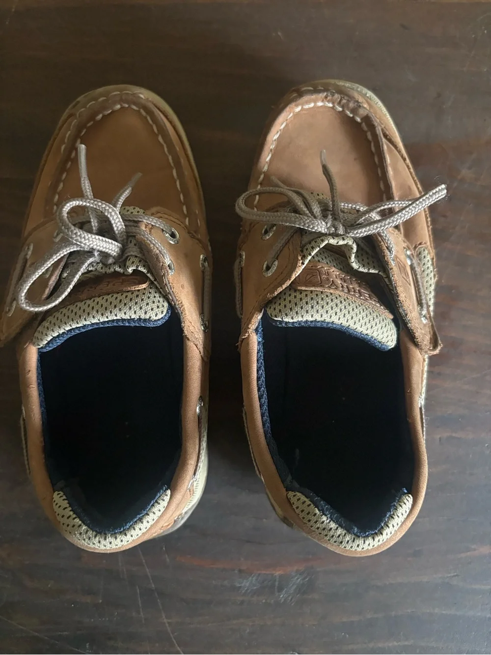 Sperry durable leather